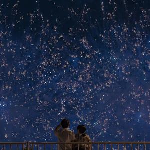 双腿岔开不许穿着内裤打屁屁视频
